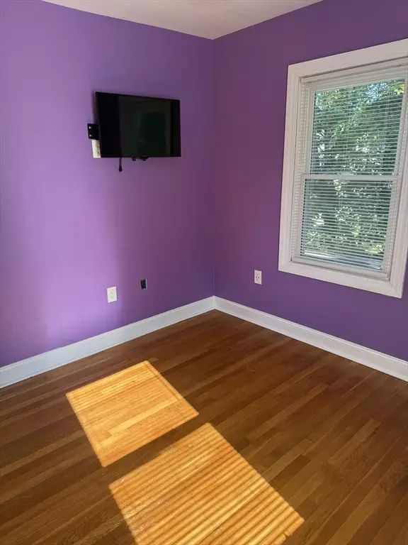 Agawam, MA 01001,51 Reed St