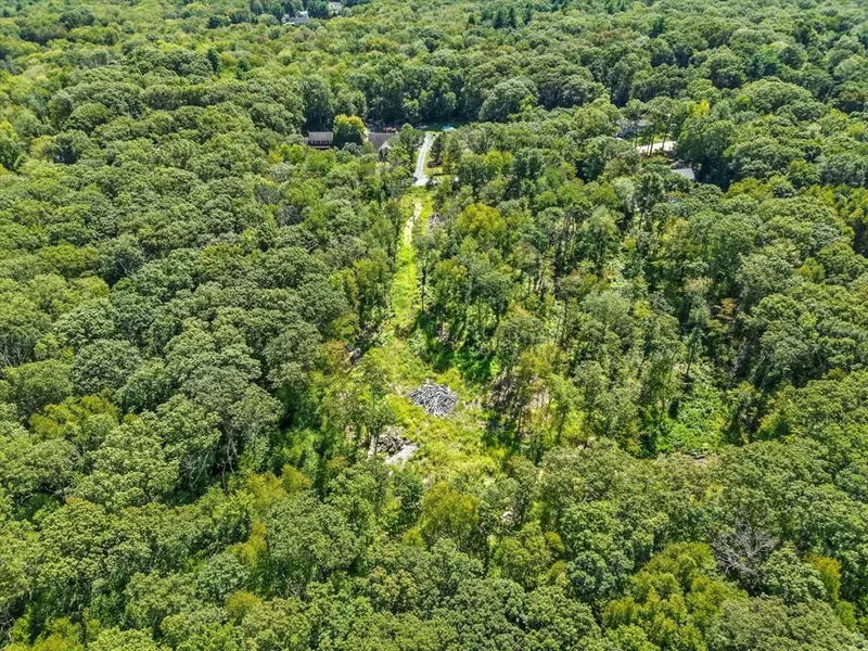 25 Milk Street, Blackstone, MA 01504