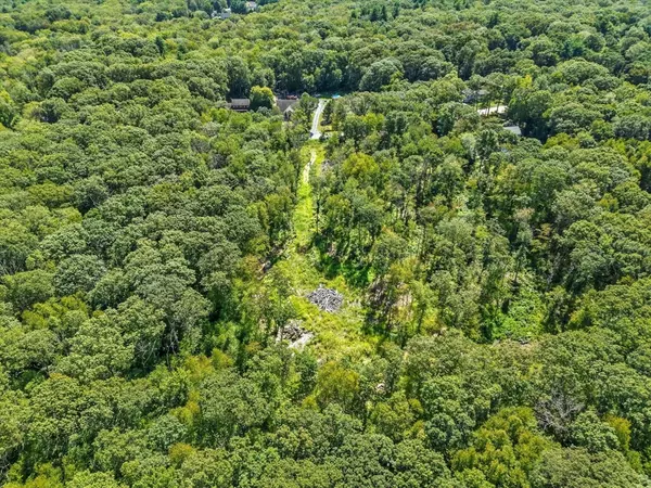 25 Milk Street, Blackstone, MA 01504