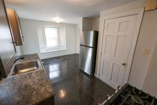 Boston, MA 02126,15 Ridgeview Avenue #1R