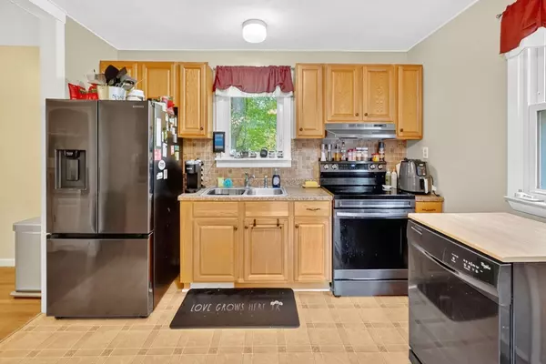 Palmer, MA 01069,250 Breckenridge St