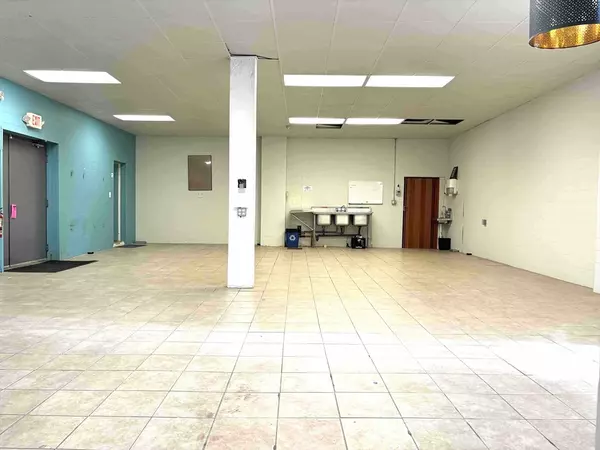 Somerville, MA 02143,588-590 Somerville Ave