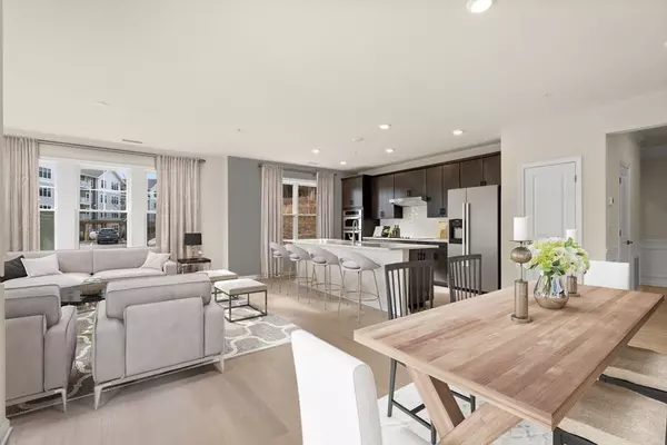North Reading, MA 01864,320 Martins Landing #406