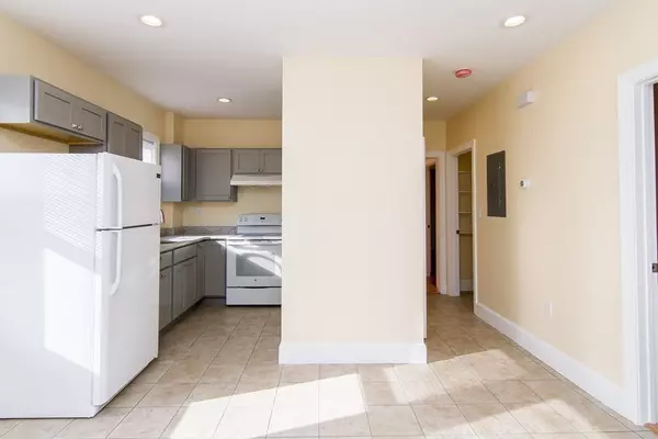 3 Atlantic Ave #0, Attleboro, MA 02703