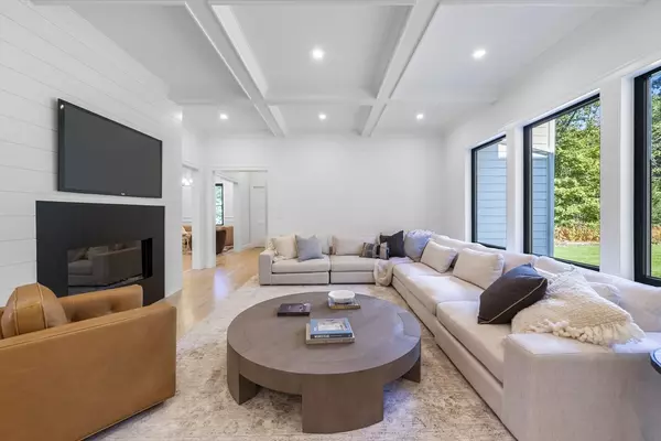 Lexington, MA 02421,92 Hill St