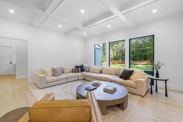 Lexington, MA 02421,92 Hill St