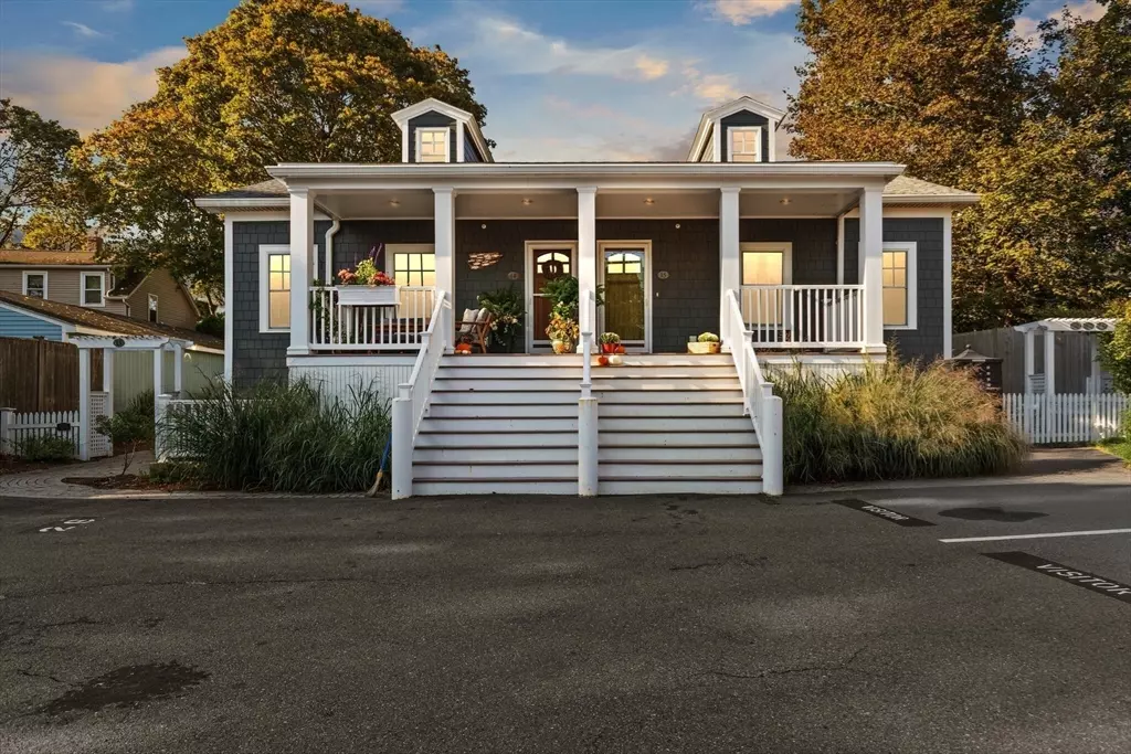 Ipswich, MA 01938,29 Summer Street #15