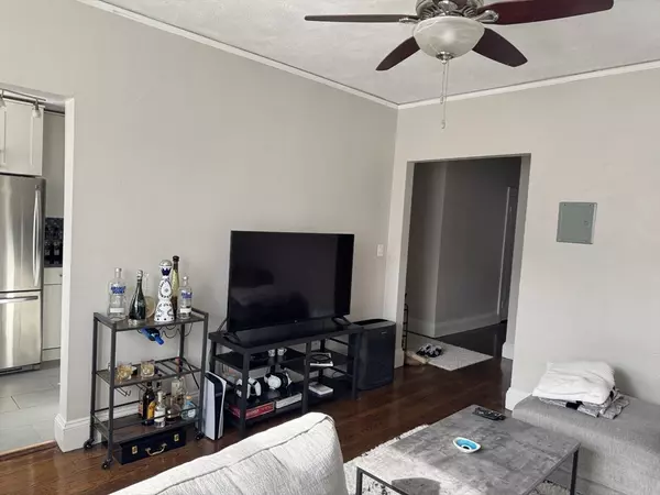 Boston, MA 02215,86 Jersey St #34