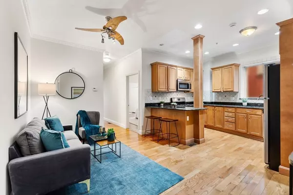 Medford, MA 02155,159 Harvard Street #1R