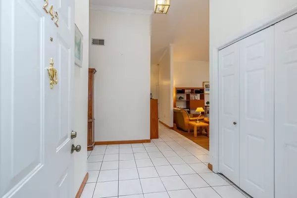 Chelmsford, MA 01824,181 Littleton Rd Bldg 7 #242