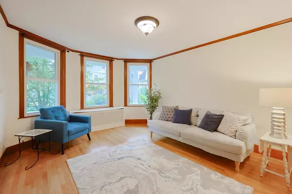 Boston, MA 02131,15 Newburg Street #1