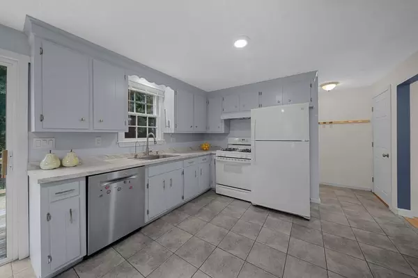 Medfield, MA 02052,43 Green St #43