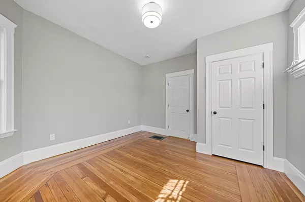 Somerville, MA 02144,9 Curtis Street #1