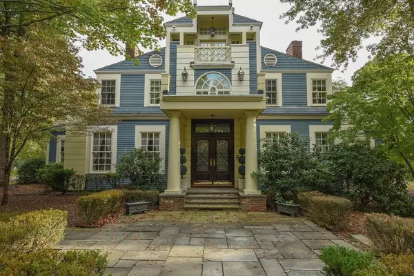 86 Kingsnorth Street, Northbridge, MA 01588