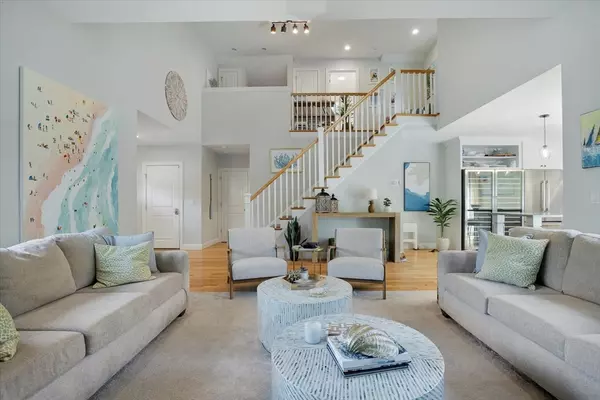 Mashpee, MA 02649,21 Saltwater Cir