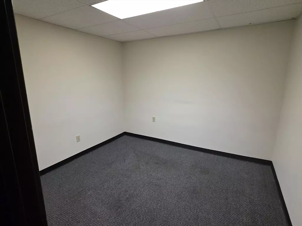 Boston, MA 02135,121B Tremont St #5