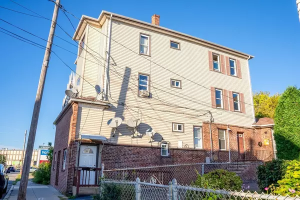 Fall River, MA 02721,118 Jefferson St