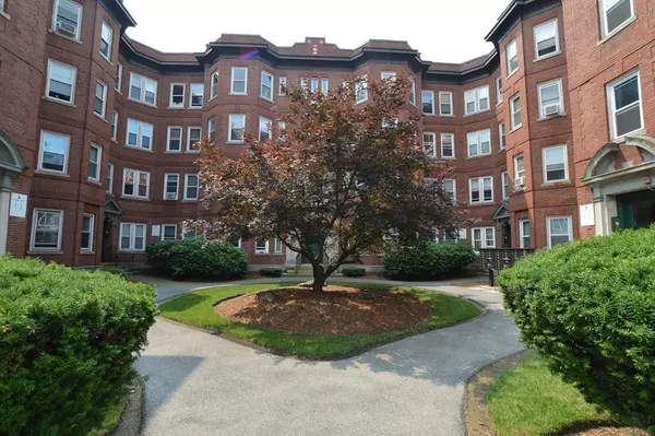 15 Lynde #12, Salem, MA 01970
