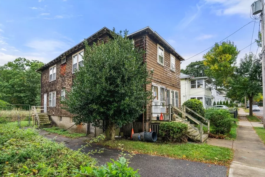 35 Estabrook, Quincy, MA 02170