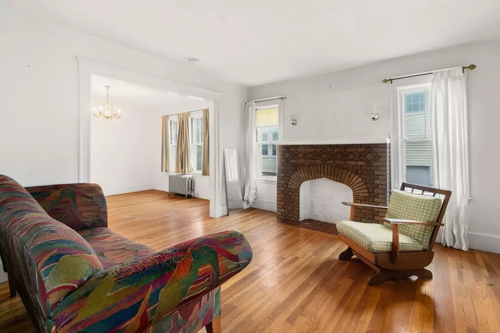 Quincy, MA 02170,35 Estabrook