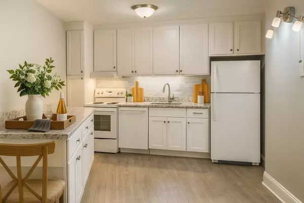 Holliston, MA 01746,147 Turner Rd #80