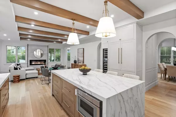 15 Peachtree Road, Lexington, MA 02420