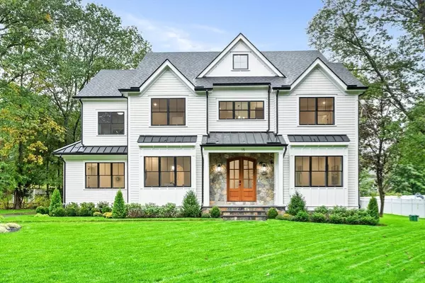 15 Peachtree Road, Lexington, MA 02420