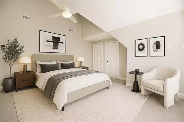 Londonderry, NH 03053,4 Delphi Way #N/A