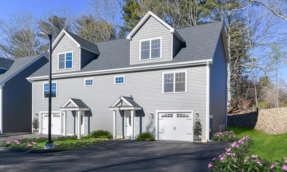4 Delphi Way #N/A, Londonderry, NH 03053