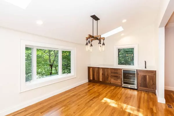 3 Carlton Street #3, Brookline, MA 02446