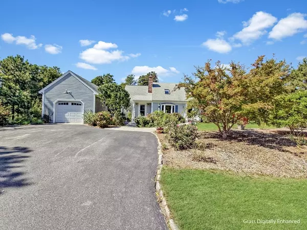 61 Wintergreen Rd, Mashpee, MA 02649