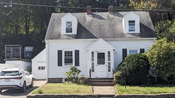 714 Lynnfield St, Lynn, MA 01904