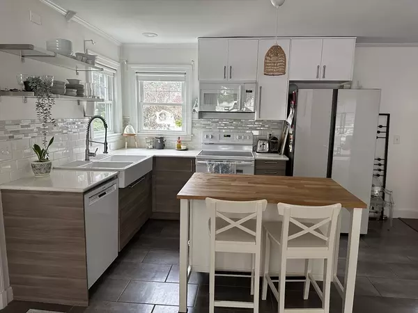29 Tremont, Stoneham, MA 02180