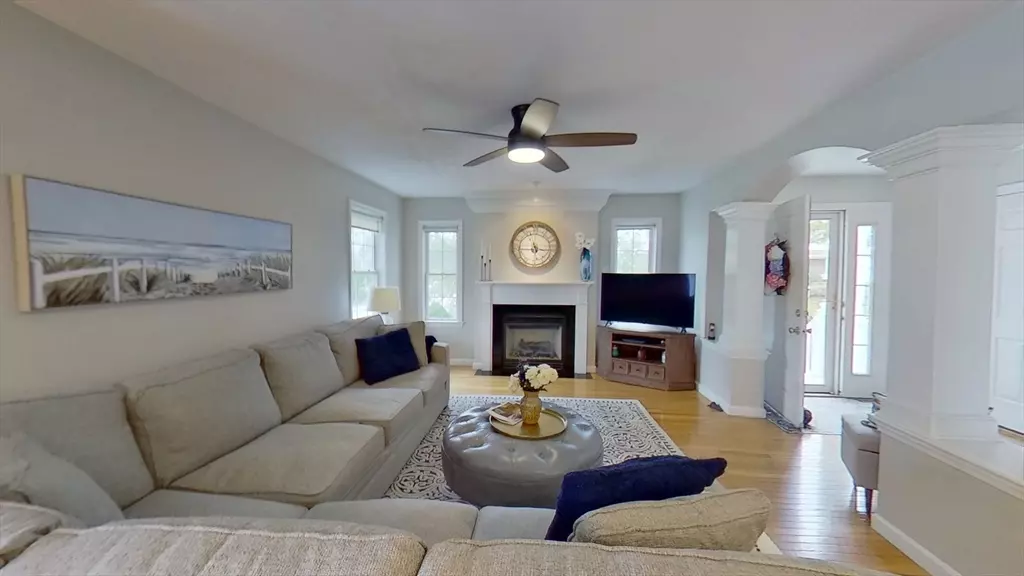 Abington, MA 02351,206 Tamarack #206