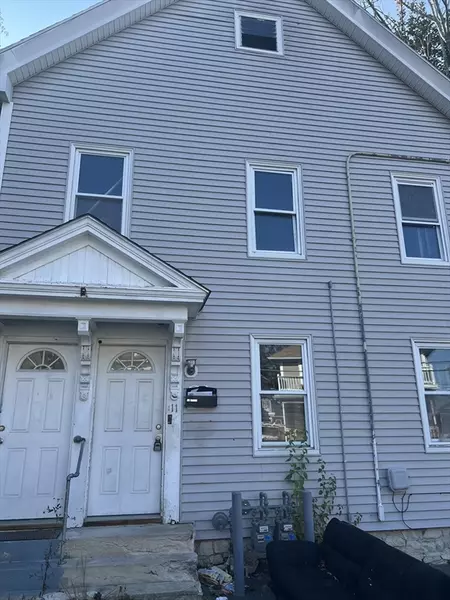 11-13 Brown St, Methuen, MA 01844