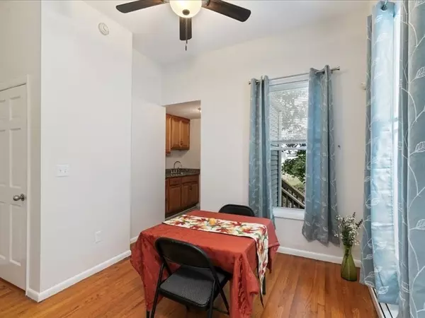 Haverhill, MA 01830,7-9 Clinton Street #4