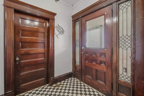 Holyoke, MA 01040,1678 Northampton