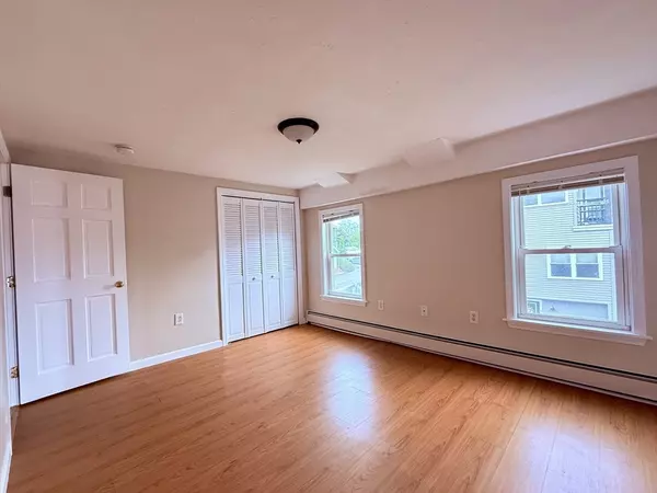 Beverly, MA 01915,16 Cox Ct #3