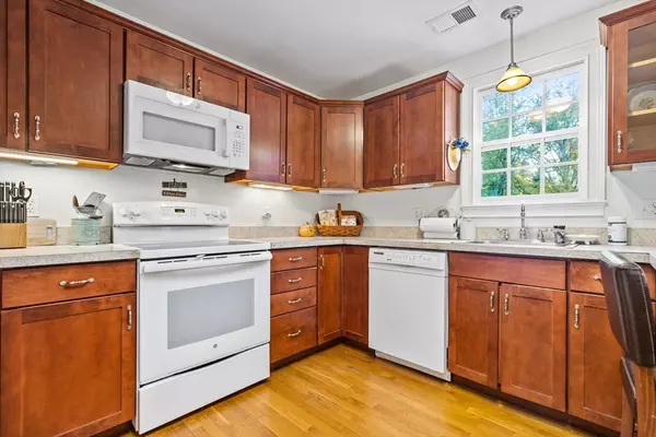 Scituate, MA 02066,66 Mann Lot Rd #R