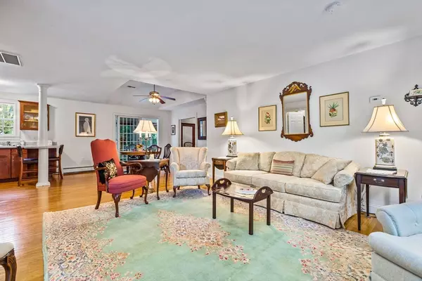 Scituate, MA 02066,66 Mann Lot Rd #R