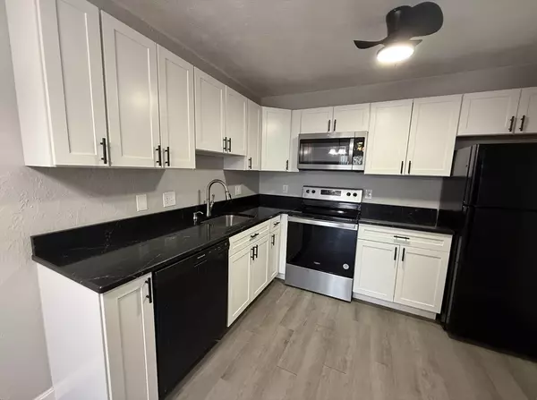 Everett, MA 02149,22 Irving St #15