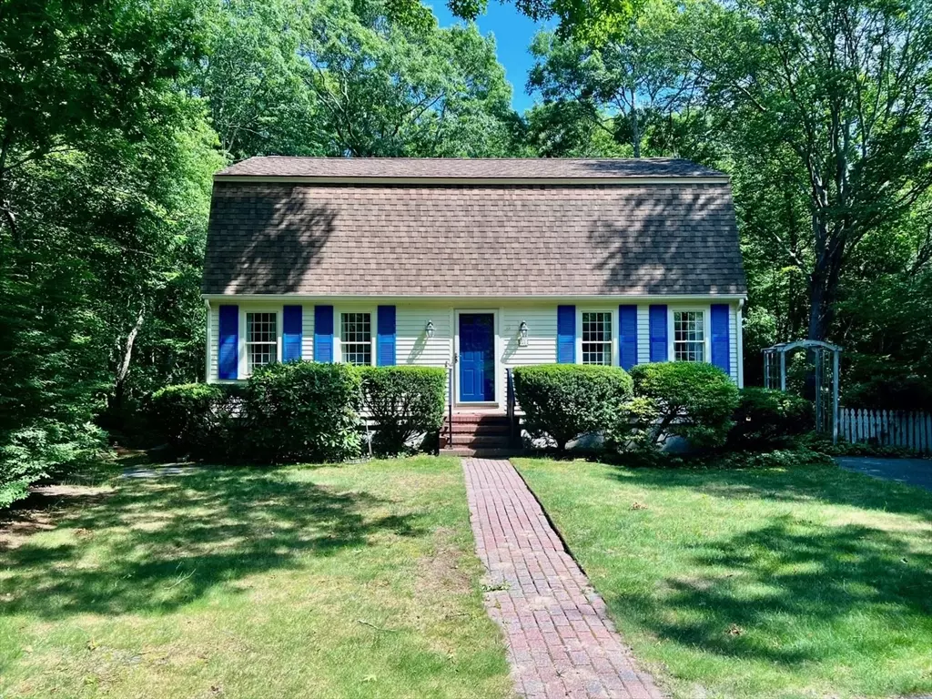 Plymouth, MA 02360,37 Spencer Dr.