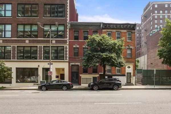 58 Charles Street South #1, Boston, MA 02116