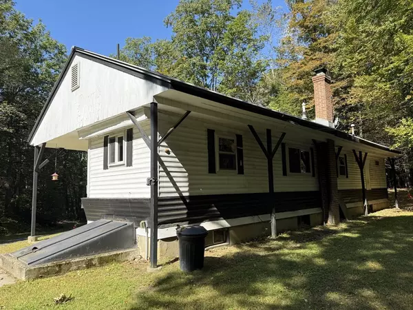Ashfield, MA 01330,1531 Williamsburg Rd