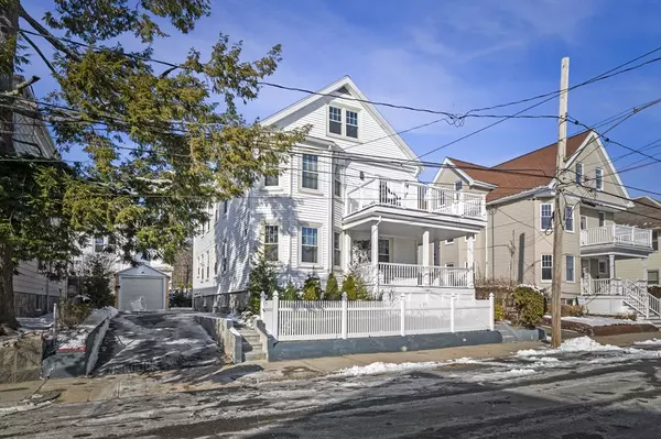 127 Selwyn St #2, Boston, MA 02131