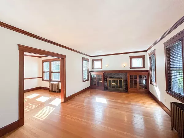 96-98 Central #1, Newton, MA 02460