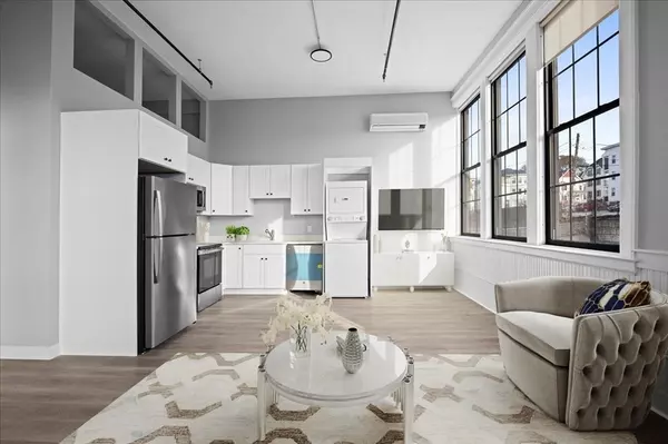 Worcester, MA 01604,22 Waverly St