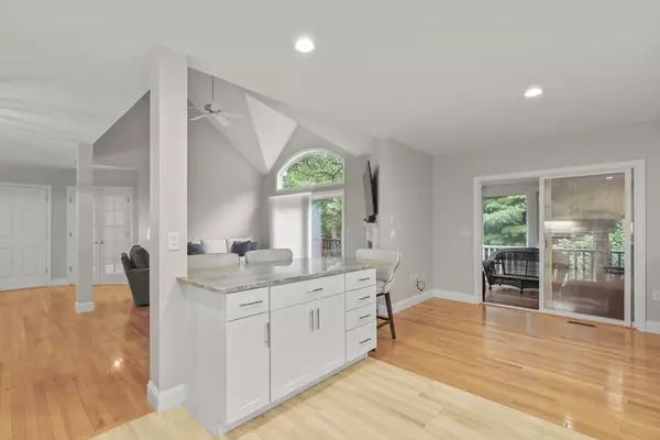 Bourne, MA 02532,1 Hollyhock Knoll Ct #1