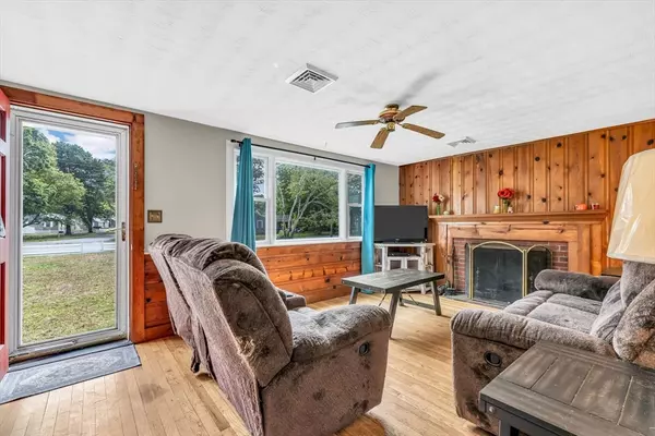 Yarmouth, MA 02664,26 Howes Rd