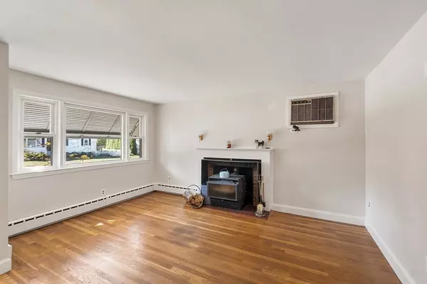 Littleton, MA 01460,18 Pleasant St